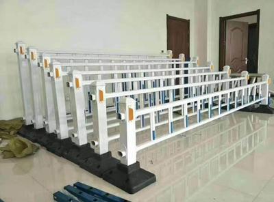 金屬建材在安順公路欄桿中的應(yīng)用與材料科學(xué)研究進(jìn)展