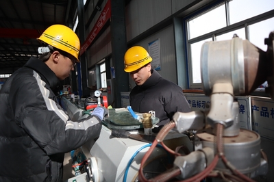 張掖市人民政府推動(dòng)材料科學(xué)研究的戰(zhàn)略布局與實(shí)踐路徑